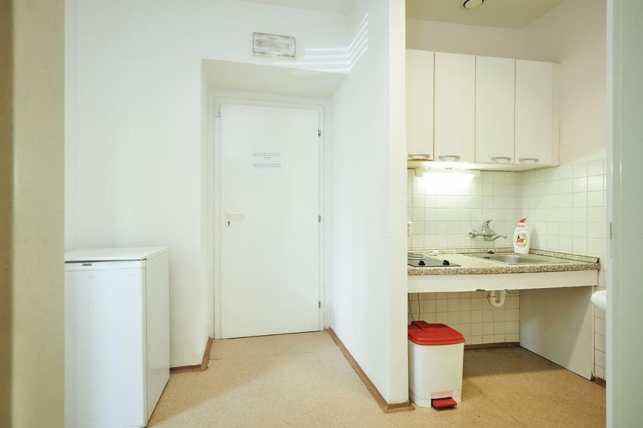 براغ Hostel Mikolase Alse المظهر الخارجي الصورة