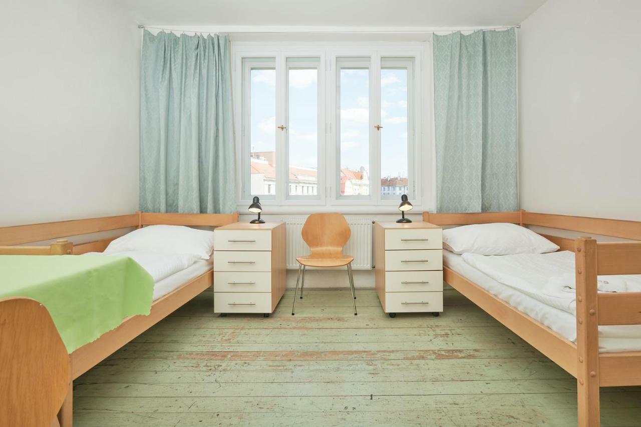 براغ Hostel Mikolase Alse المظهر الخارجي الصورة
